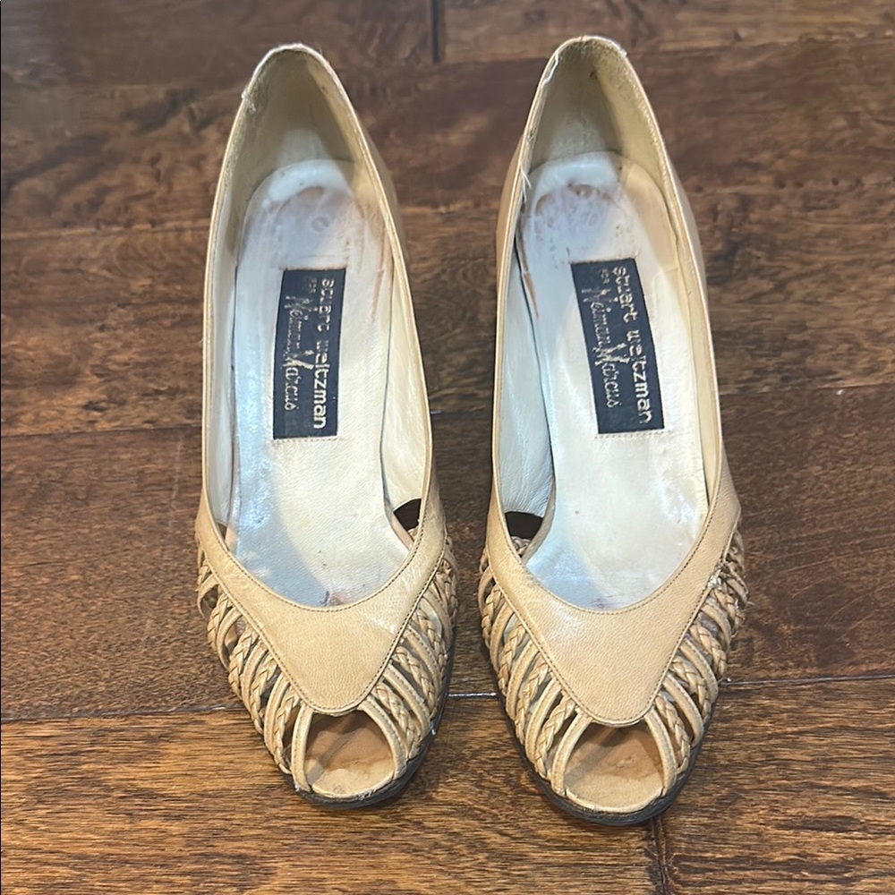 Vintage Stuart Weitzman Cream Heels with Peep-Toe Design